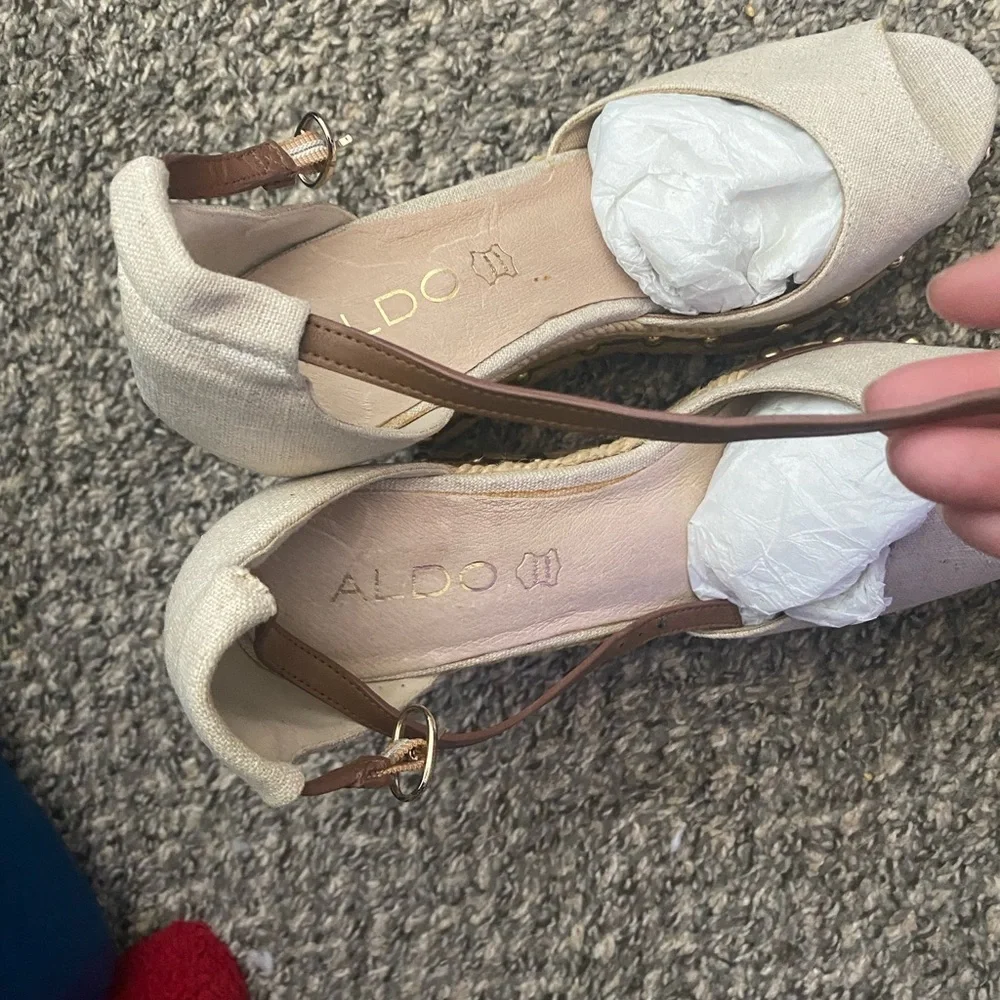 Aldo - Picture 8 of 14